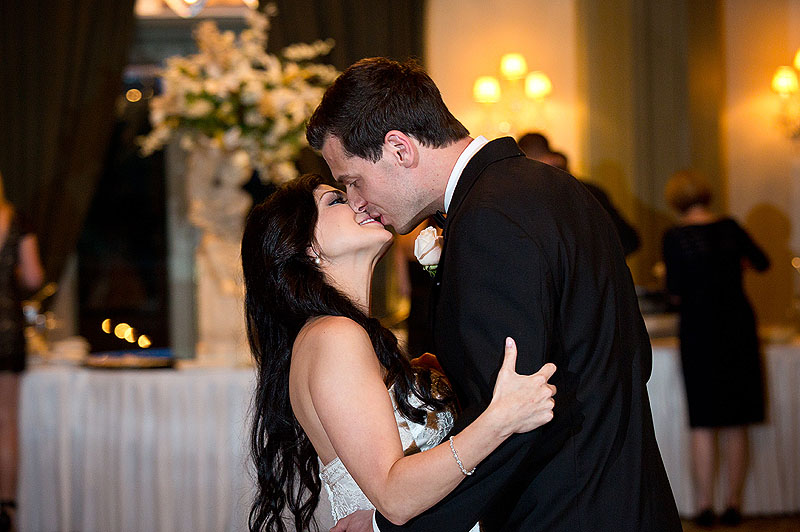dance kiss